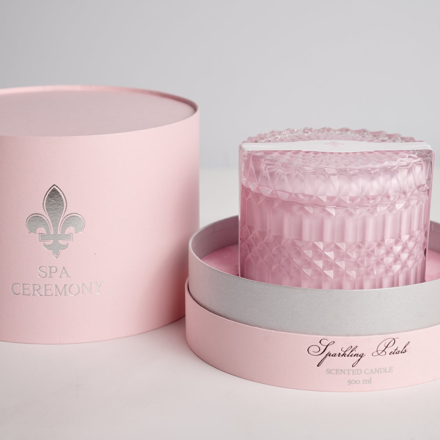 Парфумована свічка Sparkling petals, 500ml